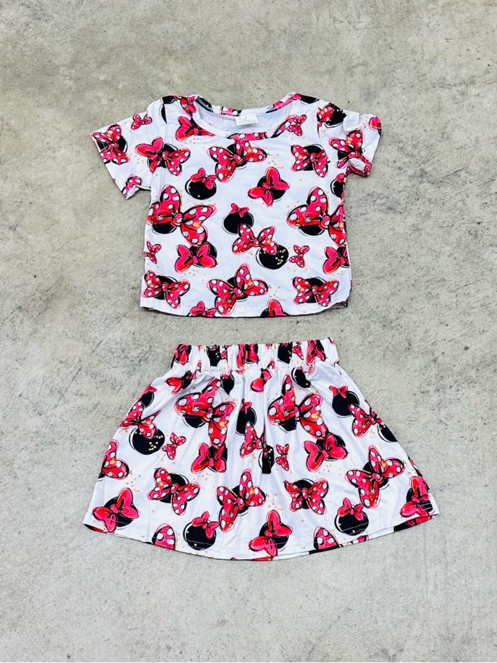 Girls White Skirt Set with Pink Bow Print - Two-Piece Matching Outfit